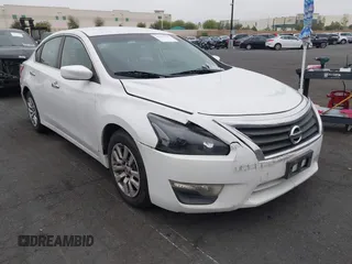 2013 Nissan Altima SV with VIN 1N4AL3AP4DN573233, listed as a IAAI auction lot 42163720 with 157,738 mi miles and . Bid and sale history available at carsss.com. Image 1.