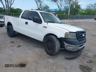 2007 Ford F-150 STX с VIN 1FTRX12W87NA44206, выставлен на аукционе IAAI как лот 42332828 с пробегом 179 610 миль миль и . История ставок и продаж доступна на DreamBid. Изображение 1.