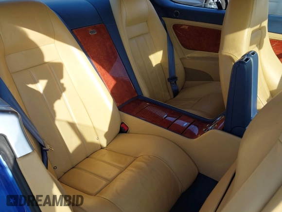2004 Bentley Continental GT GT z VIN SCBCR63W74C022462, wystawiony jako IAAI lot #41586694 z przebiegiem 36 966 mil mil oraz . Historia ofert i sprzedaży dostępna na DreamBid. Obrazek 8.