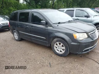 2012 Chrysler Town & Country Touring z VIN 2C4RC1BG1CR188486, wystawiony jako IAAI lot #42439894 z przebiegiem 187 288 mil mil oraz . Historia ofert i sprzedaży dostępna na DreamBid. Obrazek 1.