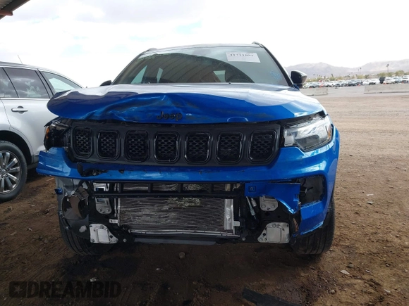 2023 Jeep Compass Latitude with VIN 3C4NJDBN7PT513648, listed as a IAAI auction lot 41711097 with 8,580 mi miles and . Bid and sale history available at DreamBid. Image 6.