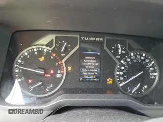 2022 Toyota Tundra SR5 with VIN 5TFLA5DB2NX016055, listed as a Copart auction lot 57480155 with 42,939 mi miles and Salvage title. Bid and sale history available at DreamBid. Image 9.