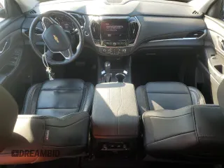2020 Chevrolet Traverse LT with VIN 1GNERHKW7LJ215828, listed as a Copart auction lot 61087665 with 49,557 mi miles and Salvage title. Bid and sale history available at DreamBid. Image 8.