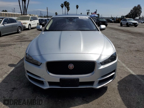 2019 Jaguar XE 25t Premium with VIN SAJAD4FX4KCP46524, listed as a Copart auction lot 49462385 with 0 mi miles and Salvage Title. Bid and sale history available at carsss.com. Image 5.