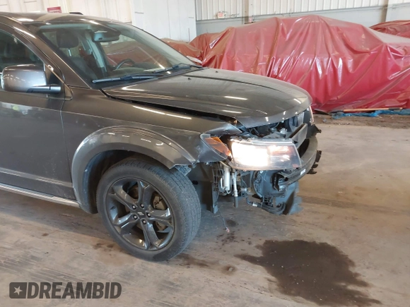 2019 Dodge Journey Crossroad z VIN 3C4PDCGG9KT717767, wystawiony jako IAAI lot #42179967 z przebiegiem 98 686 mil mil oraz . Historia ofert i sprzedaży dostępna na DreamBid. Obrazek 20.