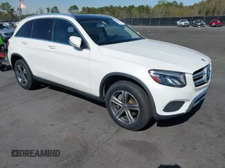 2017 Mercedes-Benz GLC 300 z VIN WDC0G4JB0HF253261, wystawiony jako IAAI lot #41858036 z przebiegiem 83 983 mil mil oraz . Historia ofert i sprzedaży dostępna na DreamBid. Obrazek 1.