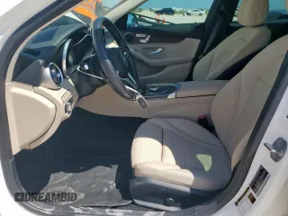 2019 Mercedes-Benz C 300 with VIN 55SWF8DB7KU283213, listed as a Copart auction lot 57432015 with 83,667 mi miles and Salvage title. Bid and sale history available at DreamBid. Image 7.