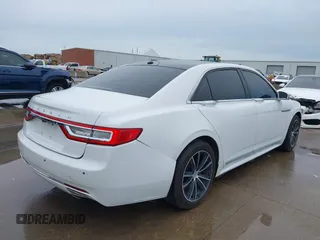 2017 Lincoln Continental Select z VIN 1LN6L9SK5H5616680, wystawiony jako IAAI lot #42465865 z przebiegiem 86 686 mil mil oraz . Historia ofert i sprzedaży dostępna na DreamBid. Obrazek 4.