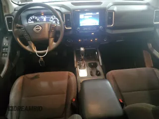 2022 Nissan Frontier Pro-4X z VIN 1N6ED1EK8NN638918, wystawiony jako Copart lot #61012615 z przebiegiem 59 297 mil mil oraz Szkoda całkowita • Salvage title. Historia ofert i sprzedaży dostępna na DreamBid. Obrazek 8.