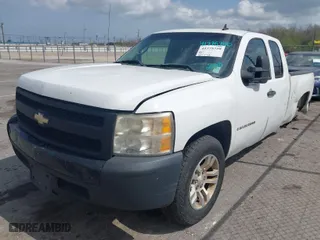 2008 Chevrolet Silverado 1500 Work Truck with VIN 1GCEC19X68Z113851, listed as a IAAI auction lot 41775750 with 227,717 mi miles. Bid and sale history available at carsss.com. Image 6.