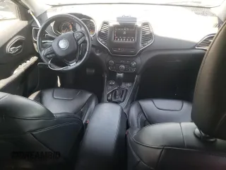 2020 Jeep Cherokee Altitude z VIN 1C4PJMLX3LD538832, wystawiony jako Copart lot #60269435 z przebiegiem 31 479 mil mil oraz Szkoda całkowita • Salvage title. Historia ofert i sprzedaży dostępna na DreamBid. Obrazek 8.