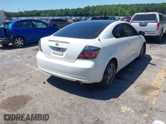 2010 Scion tC z VIN JTKDE3B71A0313020, wystawiony jako IAAI lot #42308791 z przebiegiem 177 716 mil mil oraz . Historia ofert i sprzedaży dostępna na DreamBid. Obrazek 4.