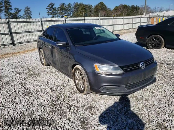 2014 Volkswagen Jetta Sedan SE w/Connectivity with VIN 3VWD07AJ7EM411432, listed as a Copart auction lot 43646655 with 138,430 mi miles and Salvage Title. Bid and sale history available at carsss.com. Image 13.
