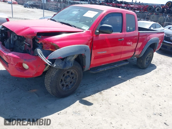 2006 Toyota Tacoma PreRunner z VIN 5TETU62NX6Z265482, wystawiony jako IAAI lot #41931729 z przebiegiem 255 000 mil mil oraz . Historia ofert i sprzedaży dostępna na DreamBid. Obrazek 17.