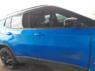 2023 Jeep Compass Latitude with VIN 3C4NJDBN7PT513648, listed as a IAAI auction lot 41711097 with 8,580 mi miles and . Bid and sale history available at DreamBid. Image 14.