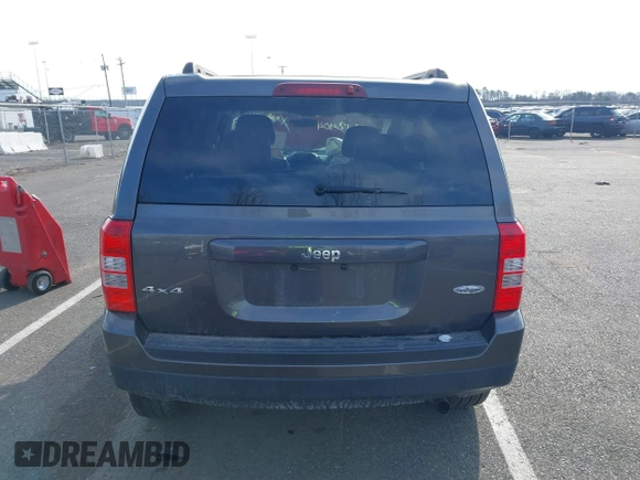 2015 Jeep Patriot Latitude with VIN 1C4NJRFB0FD245169, listed as a IAAI auction lot 41612404 with 68,065 mi miles and . Bid and sale history available at DreamBid. Image 16.
