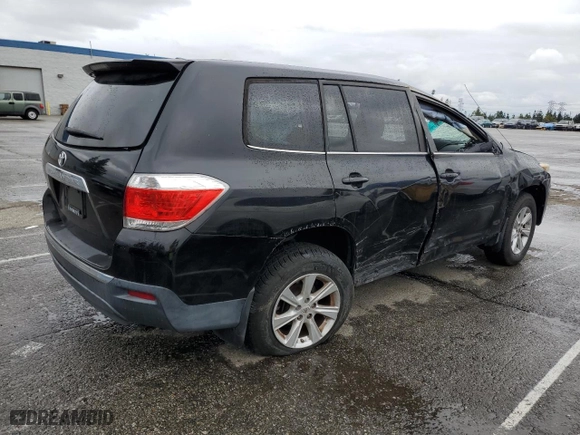 2011 Toyota Highlander with VIN 5TDZA3EH1BS016096, listed as a Copart auction lot 48764265 with 84,555 mi miles and Salvage Title. Bid and sale history available at carsss.com. Image 3.