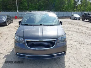 2016 Chrysler Town & Country S with VIN 2C4RC1HG4GR271360, listed as a IAAI auction lot 42114489 with 140,439 mi miles. Bid and sale history available at carsss.com. Image 6.