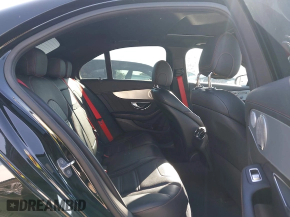 2019 Mercedes-Benz C 43 AMG z VIN 55SWF6EB1KU285008, wystawiony jako IAAI lot #41743022 z przebiegiem 83 640 mil mil oraz . Historia ofert i sprzedaży dostępna na DreamBid. Obrazek 8.