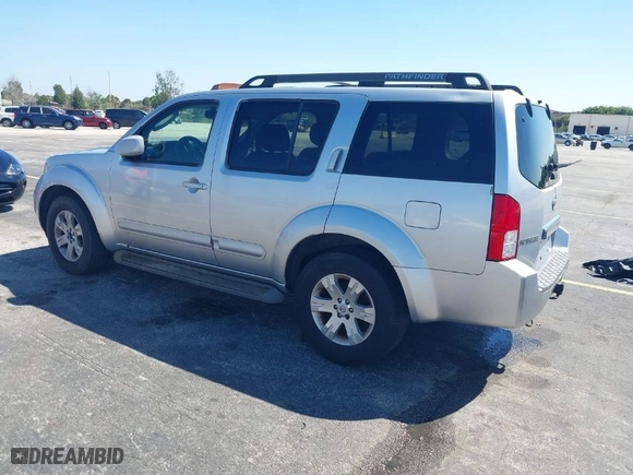 2006 Nissan Pathfinder SE with VIN 5N1AR18W96C655348, listed as a IAAI auction lot 41789686 with 213,238 mi miles. Bid and sale history available at carsss.com. Image 3.