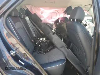 2021 Hyundai Venue Denim z VIN KMHRC8A35MU083019, wystawiony jako Copart lot #61023235 z przebiegiem Nie podano mil oraz Nie do naprawy • Non repairable. Historia ofert i sprzedaży dostępna na DreamBid. Obrazek 10.