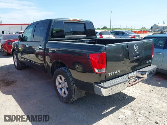 2008 Nissan Titan SE z VIN 1N6BA07D08N313205, wystawiony jako IAAI lot #42790513 z przebiegiem 154 131 mil mil oraz . Historia ofert i sprzedaży dostępna na DreamBid. Obrazek 3.
