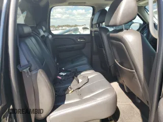 2009 Chevrolet Avalanche 2LT with VIN 3GNFK22089G226686, listed as a Copart auction lot 76305524 with Not Provided miles and Salvage Title. Bid and sale history available at DreamBid. Image 10.