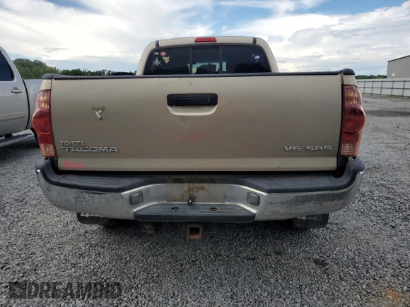 2005 Toyota Tacoma z VIN 5TEMU52N85Z030964, wystawiony jako Copart lot #56659335 z przebiegiem 249 764 mil mil oraz Szkoda całkowita • Salvage title. Historia ofert i sprzedaży dostępna na DreamBid. Obrazek 6.