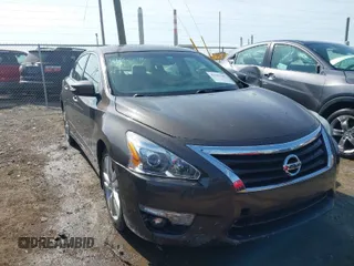 2014 Nissan Altima SL with VIN 1N4BL3AP1EC163832, listed as a IAAI auction lot 41762841 with 94,231 mi miles and . Bid and sale history available at DreamBid. Image 1.
