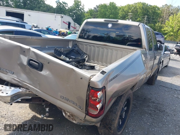 2003 Chevrolet Silverado 1500 LS с VIN 1GCEK19T53E154861, выставлен на аукционе IAAI как лот 42319205 с пробегом 289 893 миль миль и . История ставок и продаж доступна на DreamBid. Изображение 4.