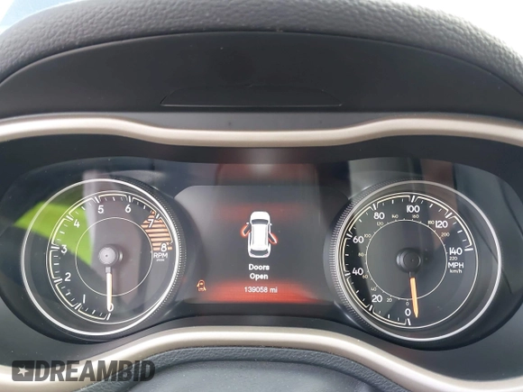 2017 Jeep Cherokee High Altitude z VIN 1C4PJMDS7HW665517, wystawiony jako IAAI lot #42430826 z przebiegiem 139 058 mil mil oraz . Historia ofert i sprzedaży dostępna na DreamBid. Obrazek 7.