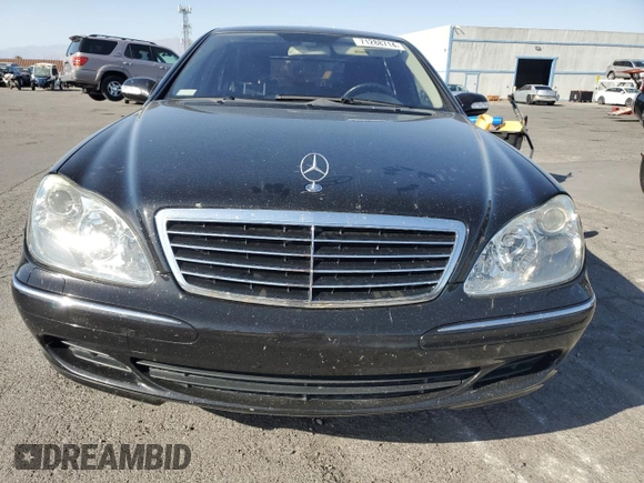 2005 Mercedes-Benz S-Class 4.3L with VIN WDBNG70J15A450985, listed as a Copart auction lot 71288714 with 137,010 mi miles and Salvage Title. Bid and sale history available at carsss.com. Image 5.