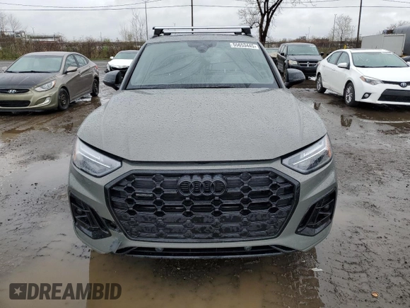 2024 Audi Q5 S line Premium Plus z VIN WA1EAAFY3R2049615, wystawiony jako Copart lot #55653445 z przebiegiem 11 716 mil mil oraz Szkoda całkowita • Salvage title. Historia ofert i sprzedaży dostępna na DreamBid. Obrazek 5.
