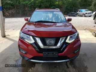 2017 Nissan Rogue SV z VIN 5N1AT2MN0HC834739, wystawiony jako Copart lot #57524185 z przebiegiem 164 175 mil mil oraz Szkoda całkowita • Salvage title. Historia ofert i sprzedaży dostępna na DreamBid. Obrazek 5.