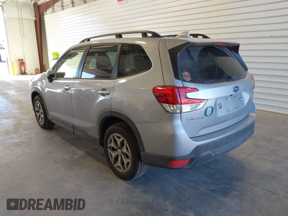 2023 Subaru Forester Premium with VIN JF2SKADC0PH468661, listed as a IAAI auction lot 41673790 with 10,194 mi miles. Bid and sale history available at carsss.com. Image 3.