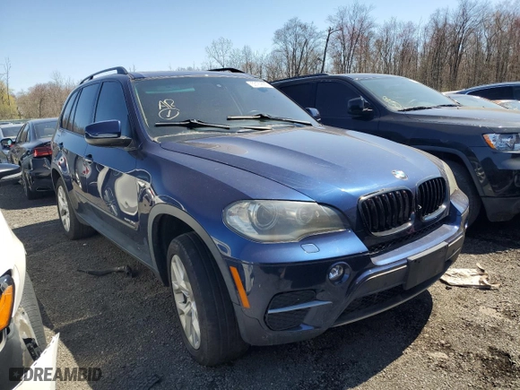 2011 BMW X5 35i with VIN 5UXZV4C55BL409215, listed as a Copart auction lot 53169885 with 166,012 mi miles and Clean Title. Bid and sale history available at carsss.com. Image 4.
