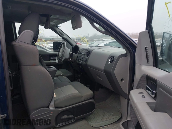 2008 Ford F-150 XLT with VIN 1FTPX14508FB91806, listed as a IAAI auction lot 41928299 with 999,999 mi miles. Bid and sale history available at carsss.com. Image 5.