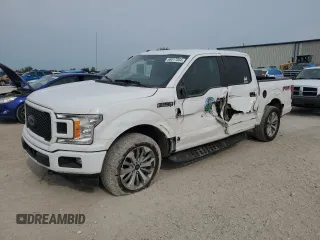 2018 Ford F-150 XL with VIN 1FTEW1EP4JFC28047, listed as a Copart auction lot 68017364 with 230,449 mi miles and Salvage Title. Bid and sale history available at carsss.com. Image 1.