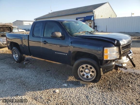 2007 Chevrolet Silverado 1500 Work Truck with VIN 1GCEC19C97Z506481, listed as a Copart auction lot 48399725 with 228,901 mi miles and Non Repairable. Bid and sale history available at carsss.com. Image 4.