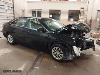 2017 Toyota Camry XLE with VIN 4T1BF1FK8HU368559, listed as a IAAI auction lot 41102023 with 114,633 mi miles. Bid and sale history available at carsss.com. Image 1.