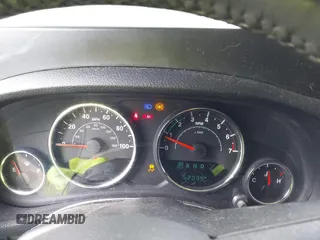 2016 Jeep Wrangler Unlimited Freedom с VIN 1C4BJWDG2GL324205, выставлен на аукционе IAAI как лот 42338275 с пробегом 52 095 миль миль и . История ставок и продаж доступна на DreamBid. Изображение 7.