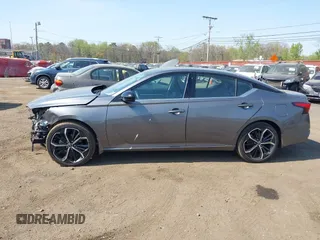 2024 Nissan Altima SR with VIN 1N4BL4CV4RN301228, listed as a IAAI auction lot 42117412 with 5,982 mi miles and . Bid and sale history available at DreamBid. Image 14.