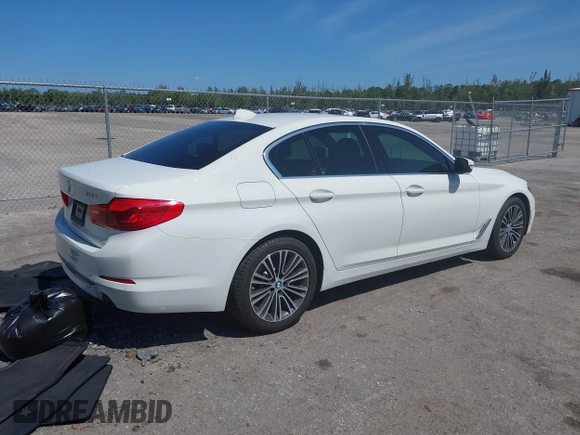 2019 BMW 5 Series 530i with VIN WBAJA5C5XKWW33575, listed as a IAAI auction lot 42217081 with 55,379 mi miles and . Bid and sale history available at DreamBid. Image 4.
