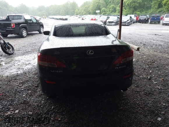 2010 Lexus IS 250 C with VIN JTHFF2C20A2506420, listed as a IAAI auction lot 42323253 with 185,587 mi miles and . Bid and sale history available at DreamBid. Image 16.