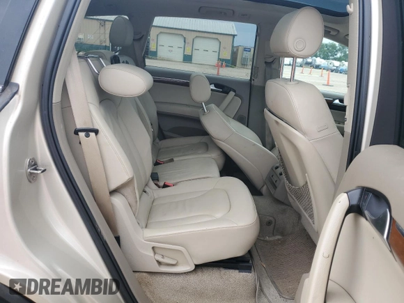 2007 Audi Q7 Premium с VIN WA1BY74L67D040062, выставлен на аукционе Copart как лот 61904725 с пробегом 120 075 миль миль и Списание • Salvage title. История ставок и продаж доступна на DreamBid. Изображение 10.