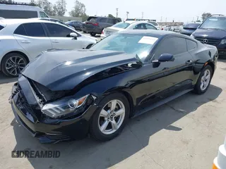 2017 Ford Mustang V6 z VIN 1FA6P8AM9H5353976, wystawiony jako IAAI lot #42359163 z przebiegiem 49 757 mil mil oraz . Historia ofert i sprzedaży dostępna na DreamBid. Obrazek 17.