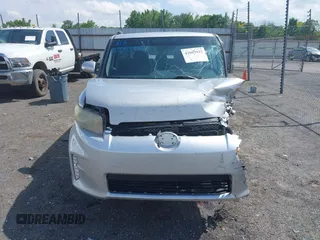 2014 Scion xB z VIN JTLZE4FE0EJ054892, wystawiony jako IAAI lot #42093932 z przebiegiem 184 541 mil mil oraz . Historia ofert i sprzedaży dostępna na DreamBid. Obrazek 13.