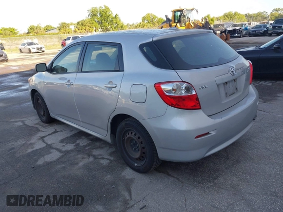 2009 Toyota Matrix with VIN 2T1KU40E59C106253, listed as a IAAI auction lot 41974823 with 126,155 mi miles. Bid and sale history available at carsss.com. Image 3.