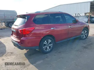2017 Nissan Pathfinder S with VIN 5N1DR2MN2HC645683, listed as a IAAI auction lot 41964009 with 157,232 mi miles. Bid and sale history available at carsss.com. Image 4.