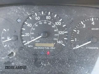 1998 Toyota Camry LE z VIN 4T1BG28KXWU248887, wystawiony jako IAAI lot #41507392 z przebiegiem Nie podano mil oraz . Historia ofert i sprzedaży dostępna na DreamBid. Obrazek 7.